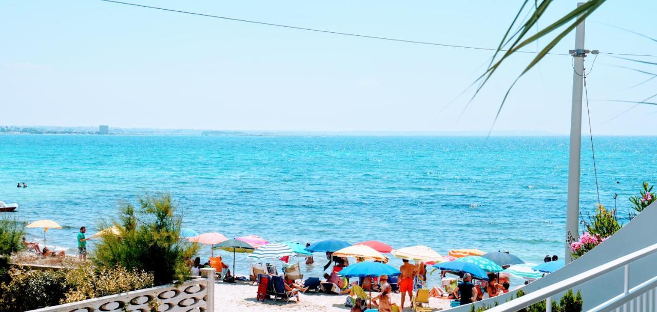 Fronte Mare In Centro Covered Parking Torre Lapillo Exterior foto