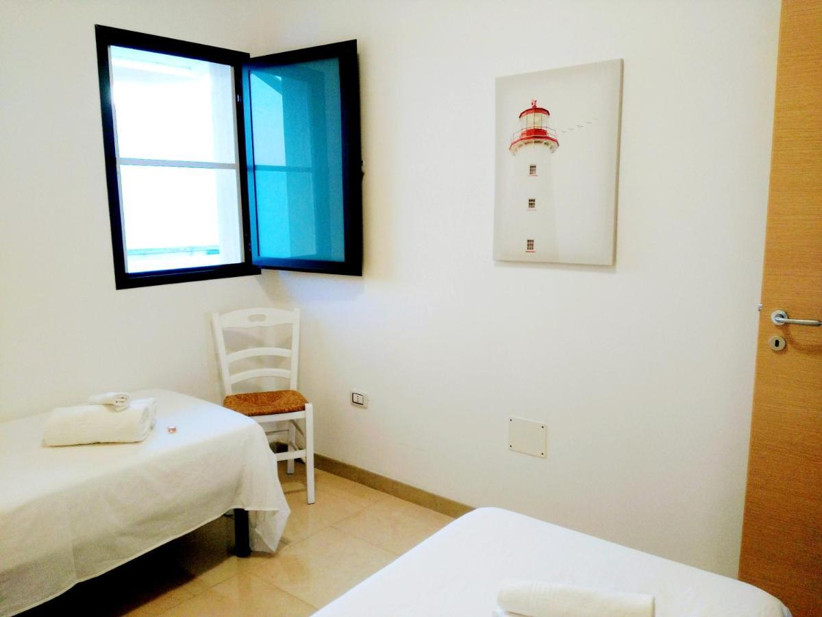 Fronte Mare In Centro Covered Parking Torre Lapillo Exterior foto